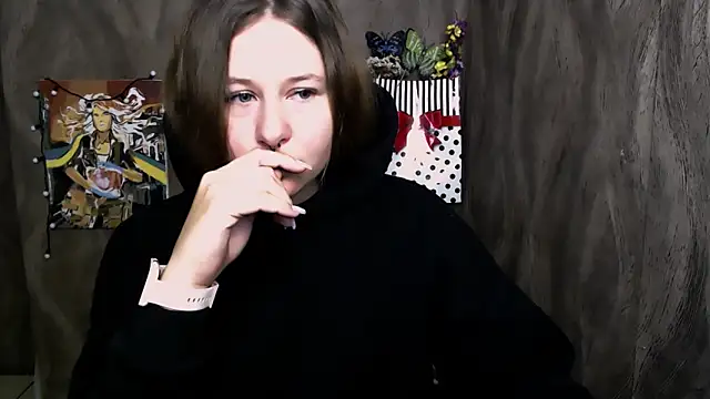 Snapshot of Linda_S_ chatting on September 25, 9:15 am Linda S online show from September 25, 9:15 am