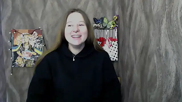 Snapshot of Linda_S_ chatting on October 4, 9:33 am Linda S online show from October 4, 9:33 am