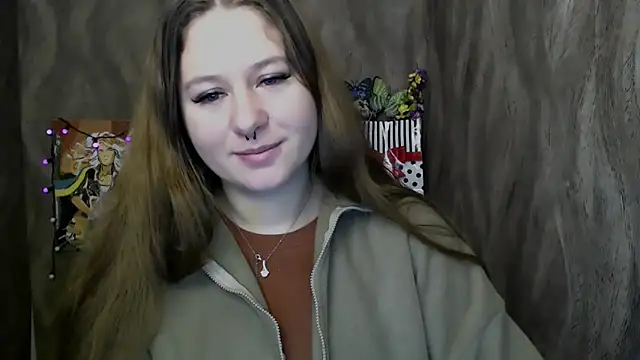 Snapshot of Linda_S_ chatting on October 15, 5:50 am Linda S online show from October 15, 5:50 am