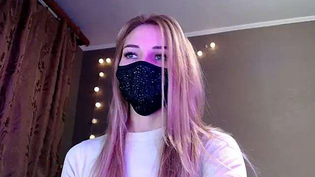 Iris lave online show from December 17, 3:06 pm