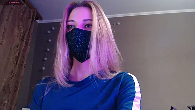 Iris lave online show from October 31, 4:25 pm