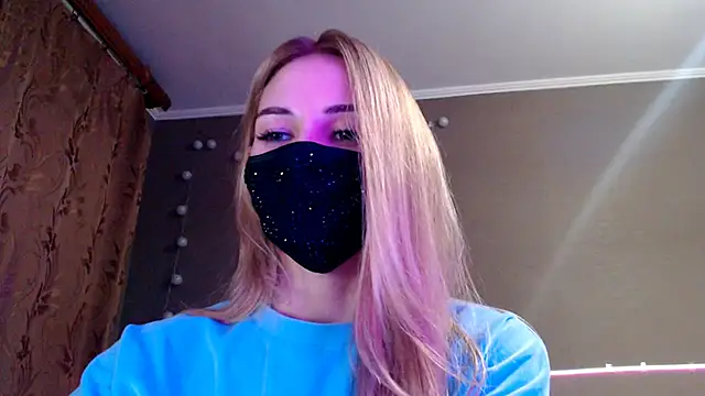 Iris lave online show from December 5, 6:17 pm