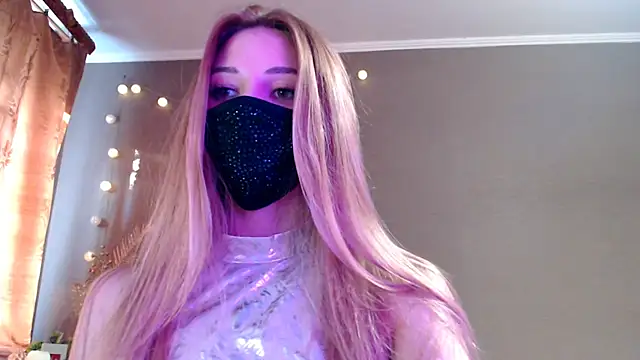 Iris lave online show from May 11, 4:04 pm