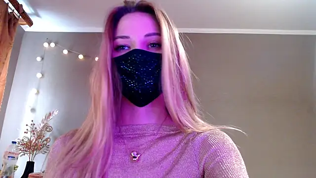Iris lave online show from April 22, 3:19 pm