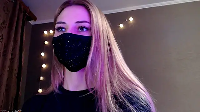 Iris lave online show from December 18, 3:05 pm