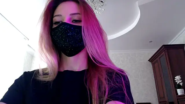 Iris lave online show from July 7, 3:04 pm