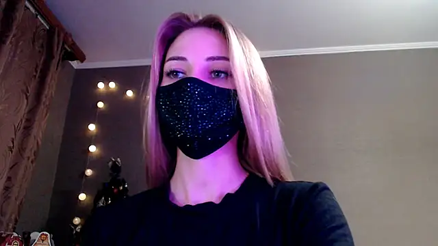 Iris lave online show from December 19, 4:09 pm