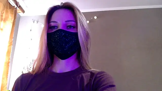 Iris lave online show from April 7, 2:19 pm