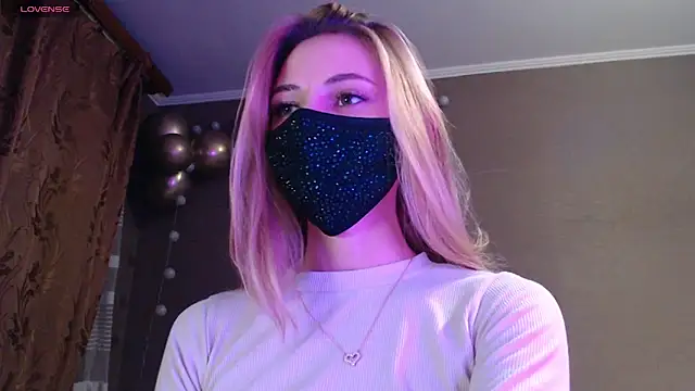 Iris lave online show from November 8, 5:38 pm