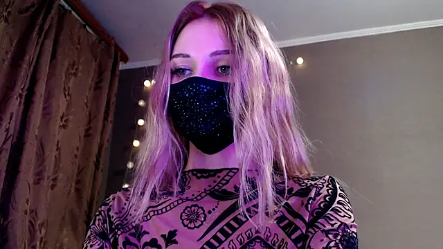 Iris lave online show from February 14, 6:08 pm