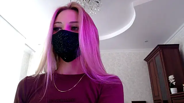Iris lave online show from July 24, 2:35 pm