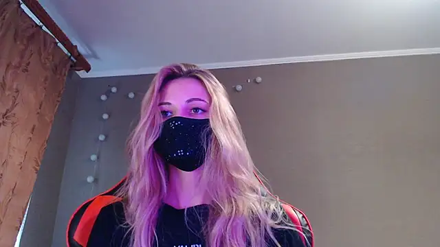 Iris lave online show from October 18, 2:41 pm