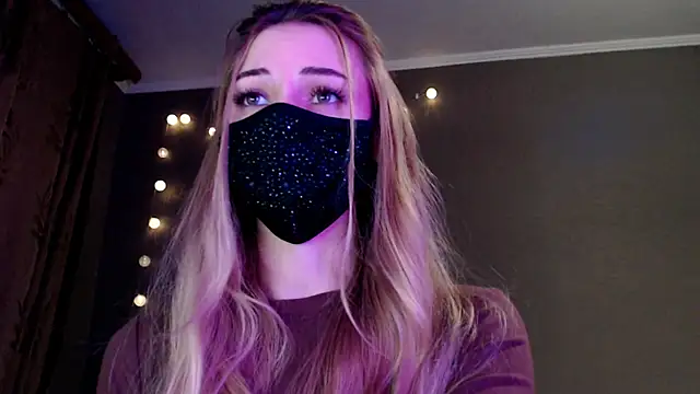 Iris lave online show from January 17, 3:04 pm