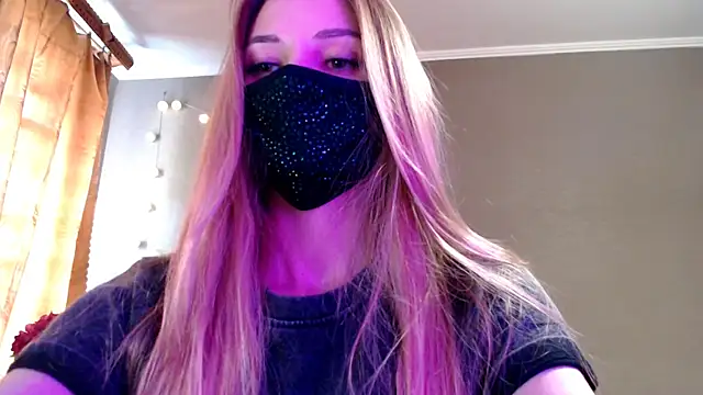 Iris lave online show from May 7, 2:09 pm