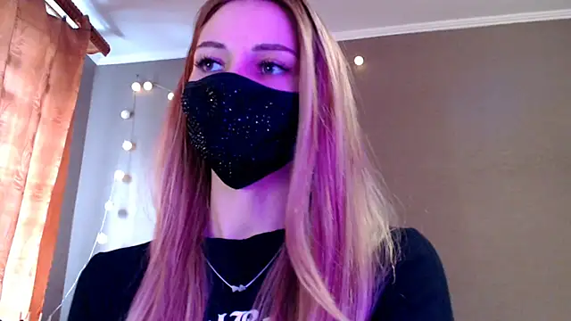 Iris lave online show from February 25, 2:28 pm