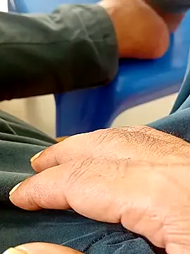 Snapshot of hackyourpussy@xh chatting on November 5, 9:23 am hackyourpussyxh online show from November 5, 9:23 am