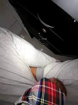 hackyourpussyxh online show from November 28, 1:17 am