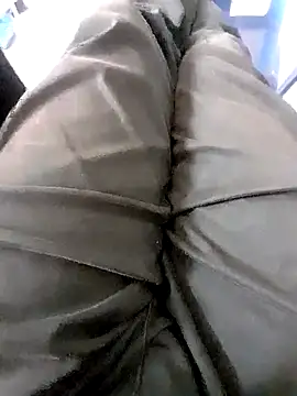 Snapshot of hackyourpussy@xh chatting on October 2, 10:18 am hackyourpussyxh online show from October 2, 10:18 am