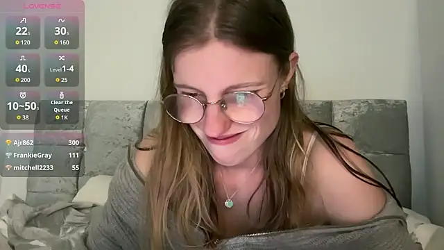 BustyKellyXXX online show from March 26, 7:45 pm