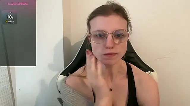 BustyKellyXXX online show from January 12, 9:49 am