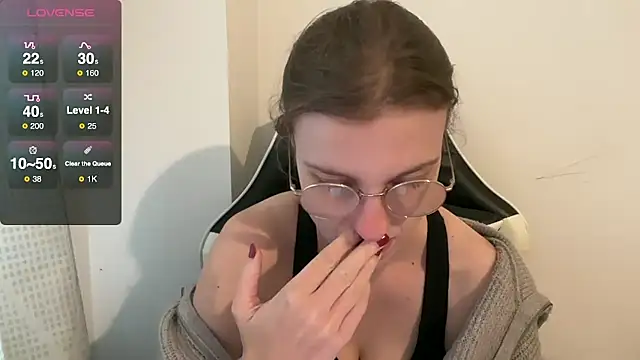 BustyKellyXXX online show from December 1, 10:05 am