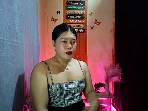 mika lover online show from September 22, 9:59 am