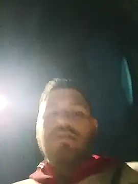 Snapshot of Frank0021 chatting on December 14, 1:34 am Frank0021 online show from December 14, 1:34 am