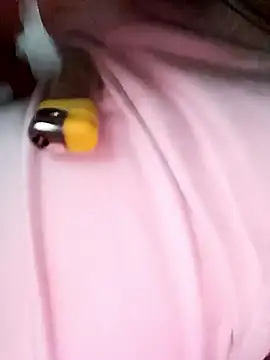 Snapshot of Frank0021 chatting on November 14, 10:13 pm Frank0021 online show from November 14, 10:13 pm