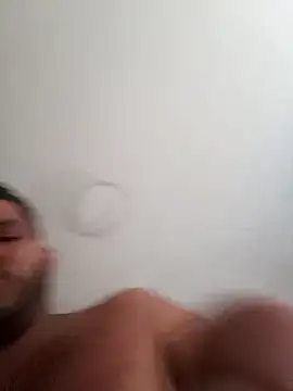 Snapshot of Frank0021 chatting on December 18, 3:38 pm Frank0021 online show from December 18, 3:38 pm