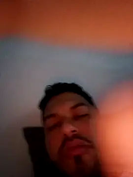 Frank0021 online show from May 11, 4:03 am