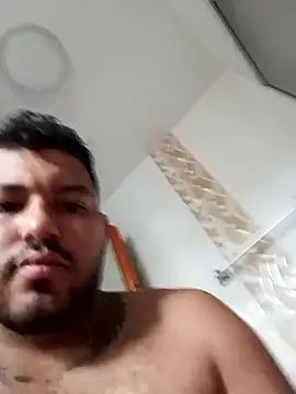 Snapshot of Frank0021 chatting on October 18, 12:07 pm Frank0021 online show from October 18, 12:07 pm