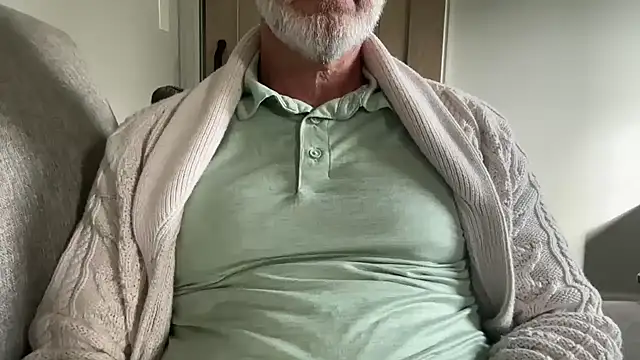 Snapshot of braselton06 chatting on September 26, 1:51 pm braselton06 online show from September 26, 1:51 pm