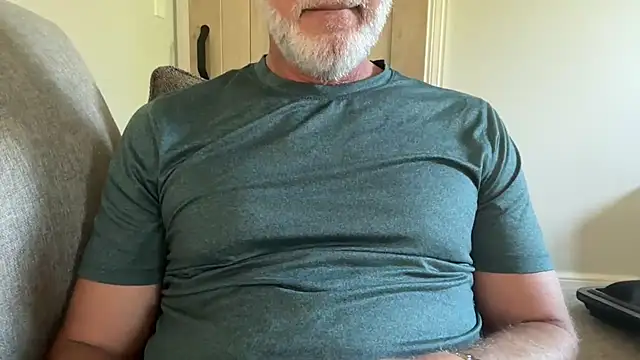 Snapshot of braselton06 chatting on October 3, 5:25 pm braselton06 online show from October 3, 5:25 pm