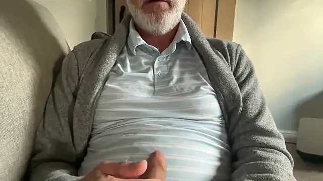 Snapshot of braselton06 chatting on October 6, 12:28 pm braselton06 online show from October 6, 12:28 pm