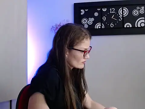 Snapshot of Camila-ventura chatting on October 9, 6:19 pm Camila-ventura online show from October 9, 6:19 pm
