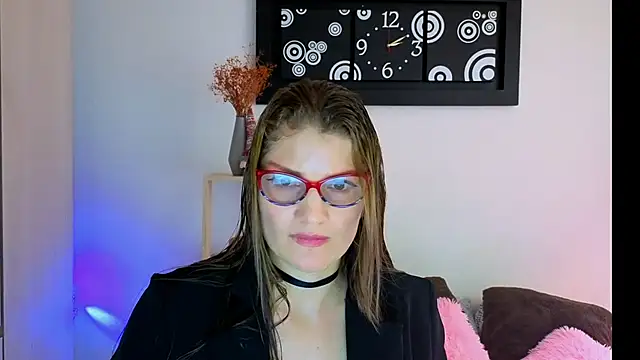 Camila-ventura online show from December 14, 7:08 pm