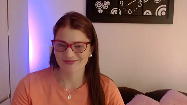Snapshot of Camila-ventura chatting on June 8, 1:11 pm Camila-ventura online show from June 8, 1:11 pm