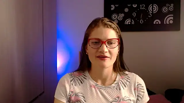 Camila-ventura online show from April 9, 12:01 am