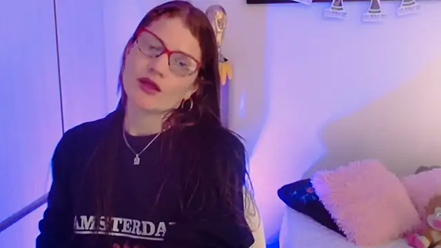 Camila-ventura online show from June 24, 1:32 pm