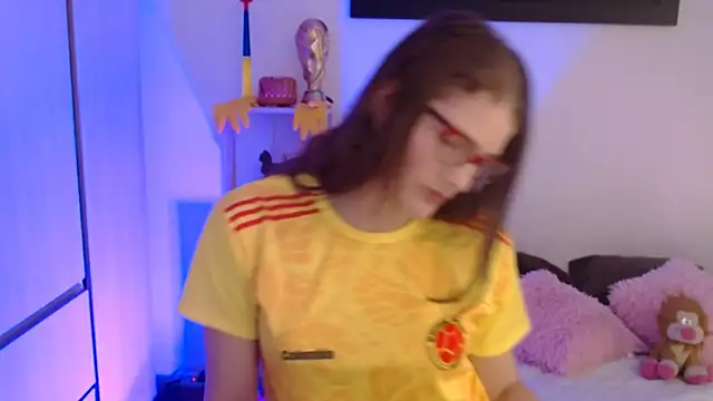 Camila-ventura online show from June 21, 9:53 pm