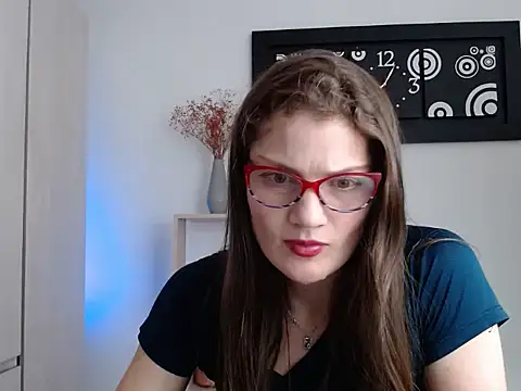 Snapshot of Camila-ventura chatting on October 7, 1:06 am Camila-ventura online show from October 7, 1:06 am