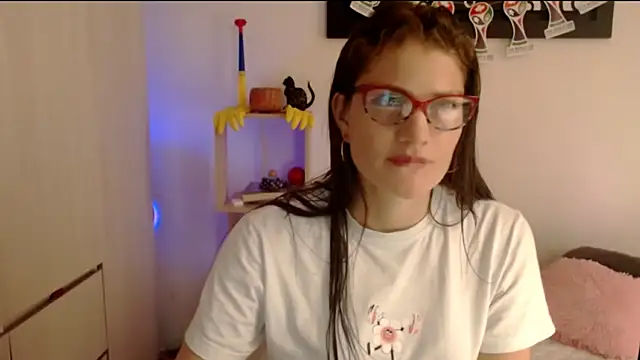 Camila-ventura online show from June 26, 2:01 pm