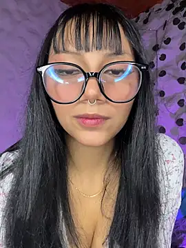 Maddy w online show from April 1, 3:41 am