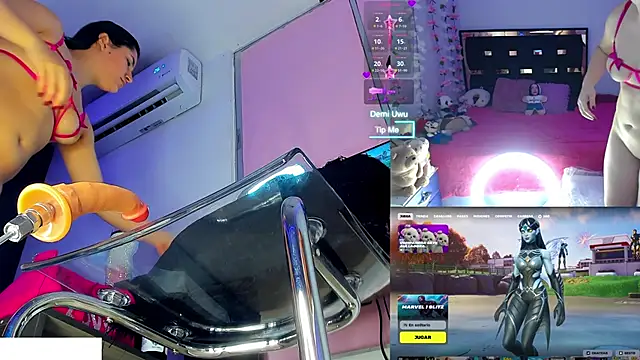 demi chan online show from April 1, 5:53 am