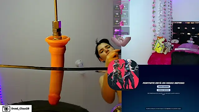 demi chan online show from May 9, 9:23 am