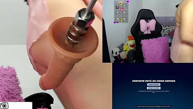 demi chan online show from November 7, 8:19 am