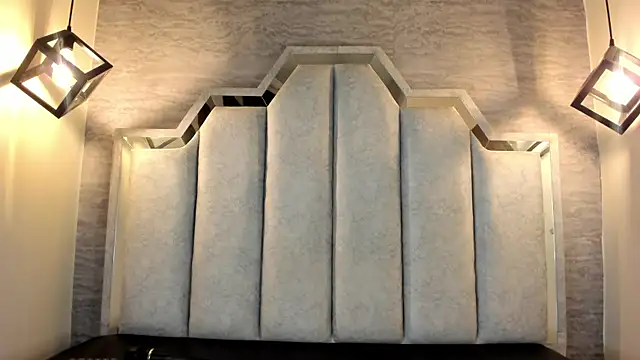 Zafiro claire online show from April 12, 6:33 pm