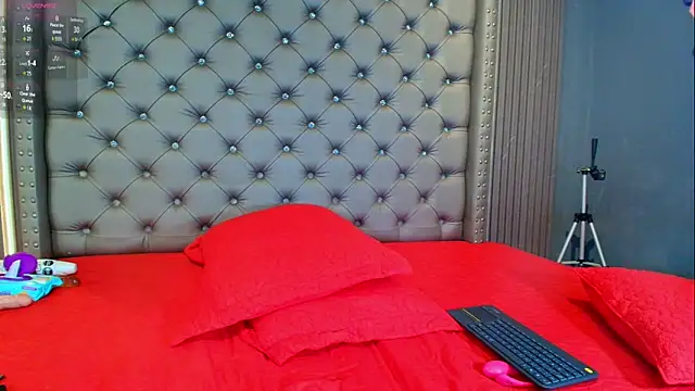 Snapshot of AKANE_SA chatting on June 12, 1:14 am AKANE SA online show from June 12, 1:14 am