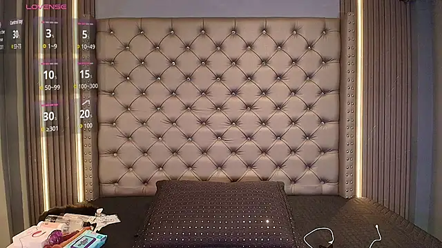 AKANE SA online show from October 29, 12:59 pm