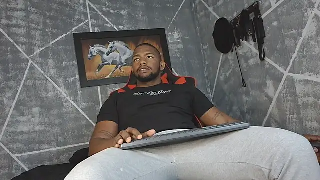 big blackmen19 online show from February 28, 1:11 pm